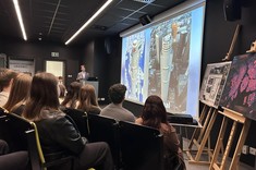 Uczestnicy seminarium w trakcie prezentacji