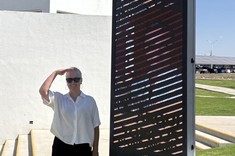 Dr hab. inż. arch. Anna Martyka, prof. PRz, na terenie Uniwersytetu Panamericana w kampusie Aguascalientes