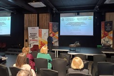 dr inż. arch. Rafał Lichołai podczas prezentacji referatu